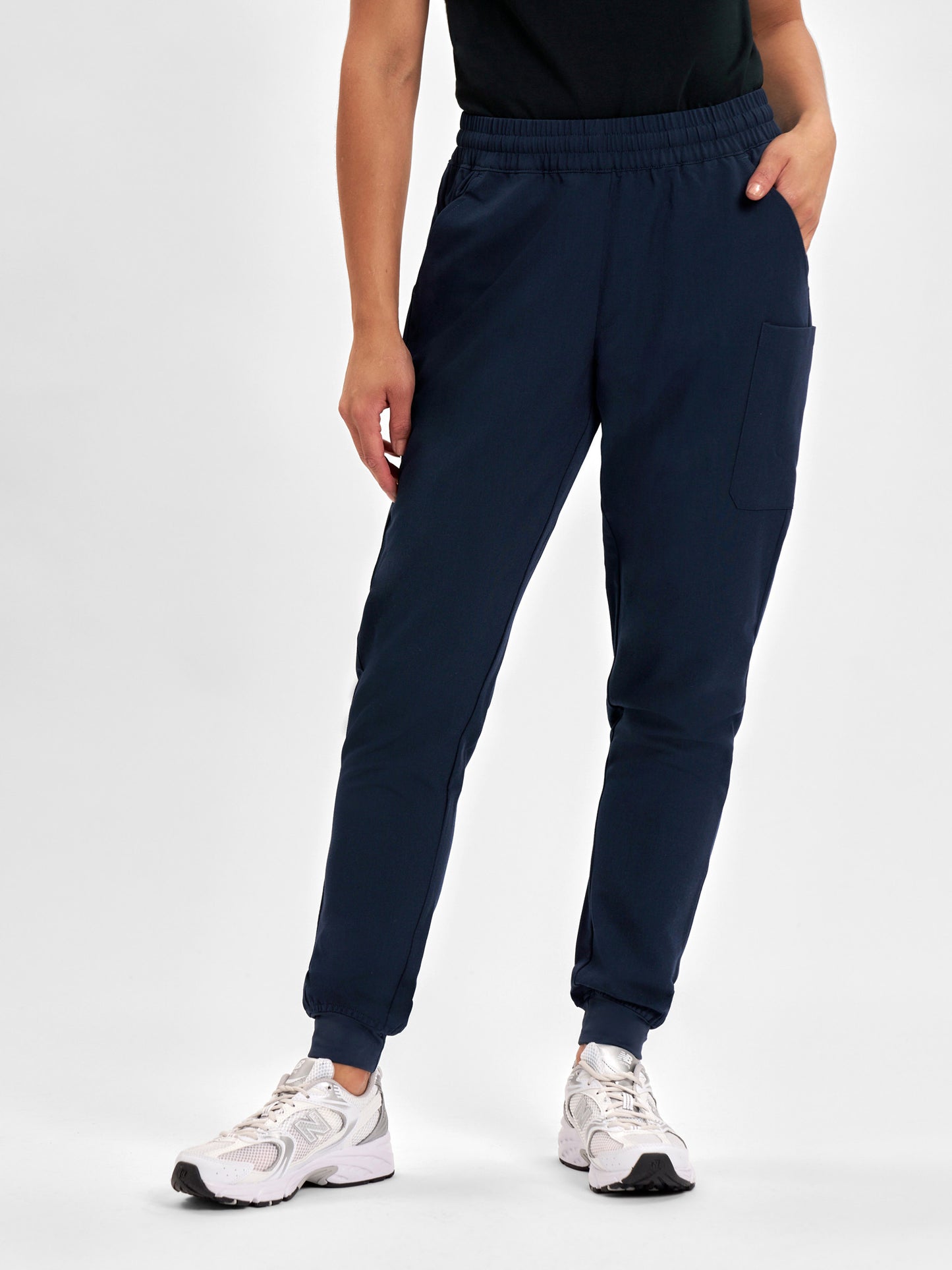 INAURA Pulse Womens Jogger Scrub Pant CL541LL