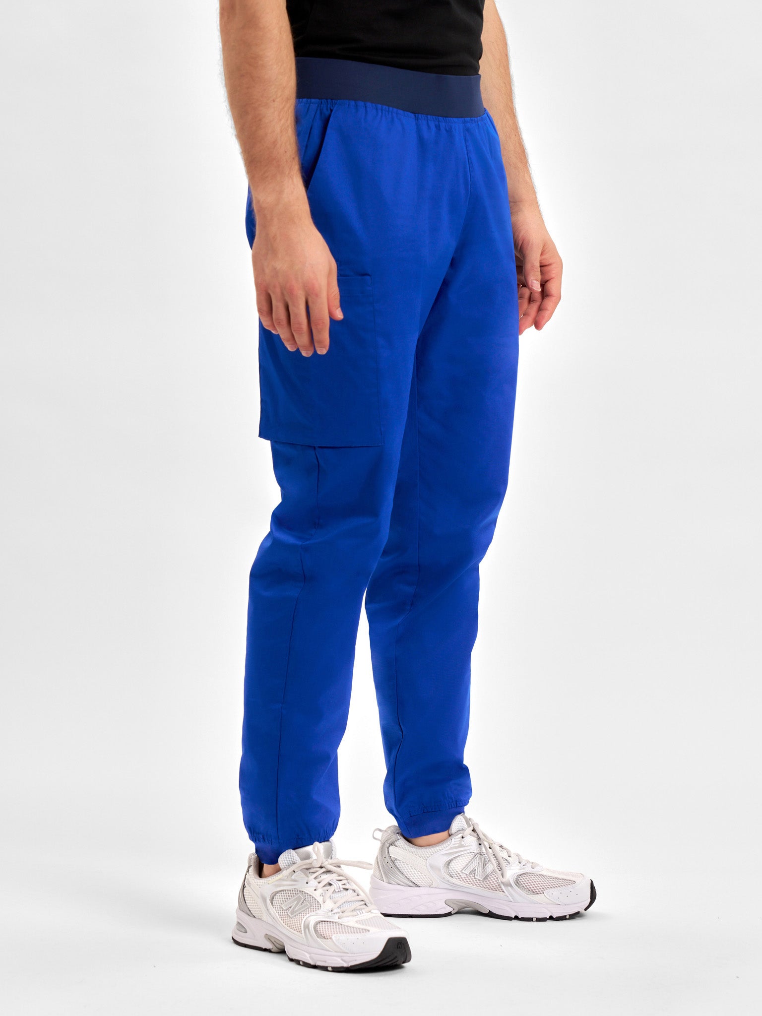 INAURA Riley Mens Slim Leg Jogger Scrub Pant CSP042ML