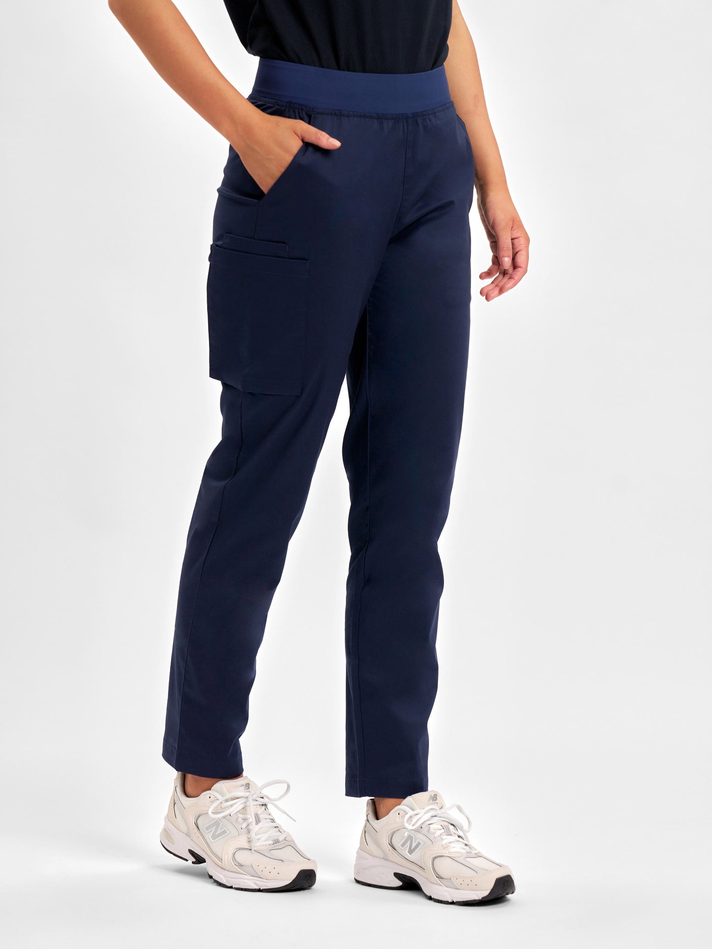 INAURA Riley Womens Straight Leg Scrub Pant CSP047LL
