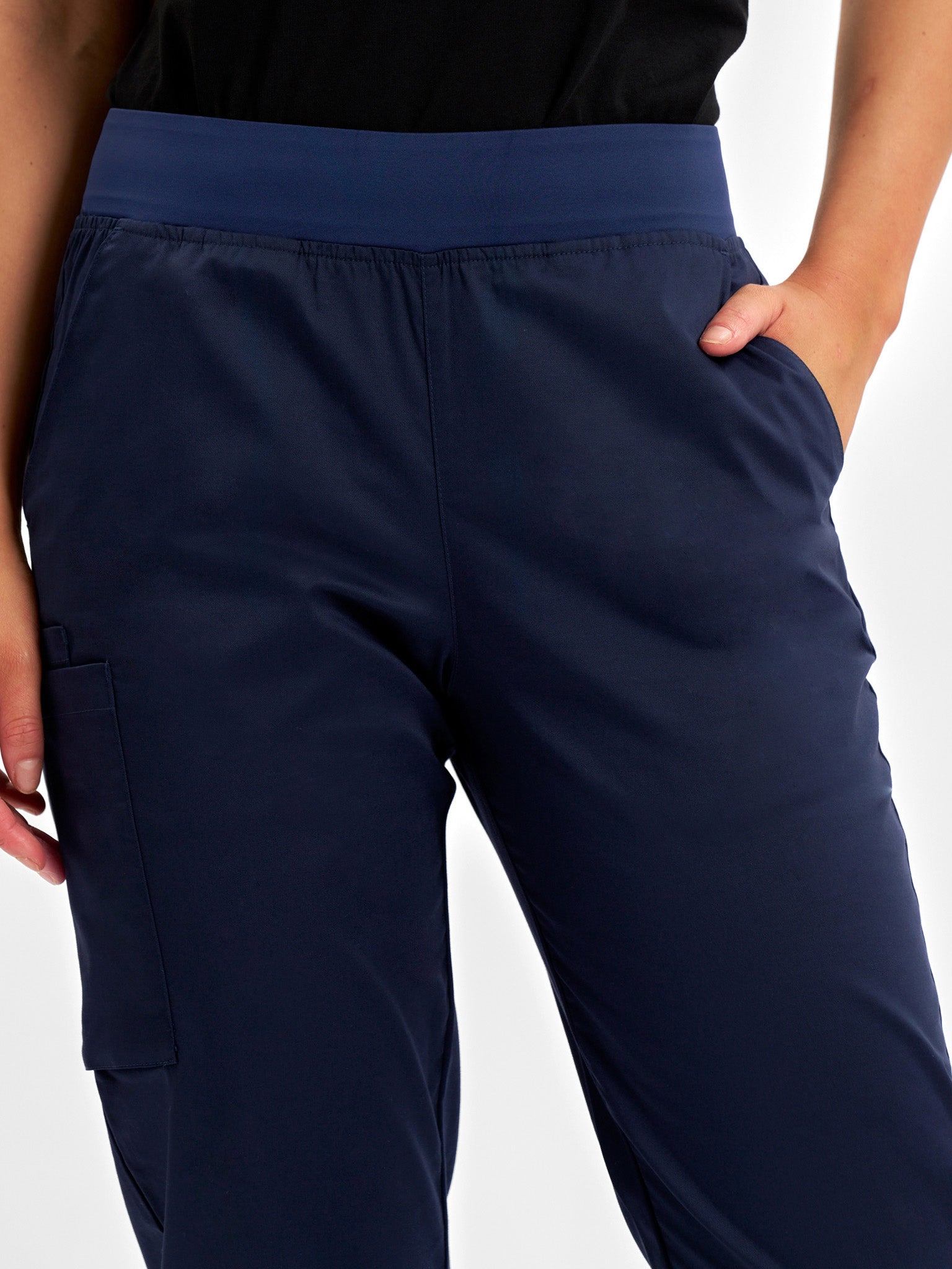 INAURA Riley Womens Straight Leg Scrub Pant CSP047LL