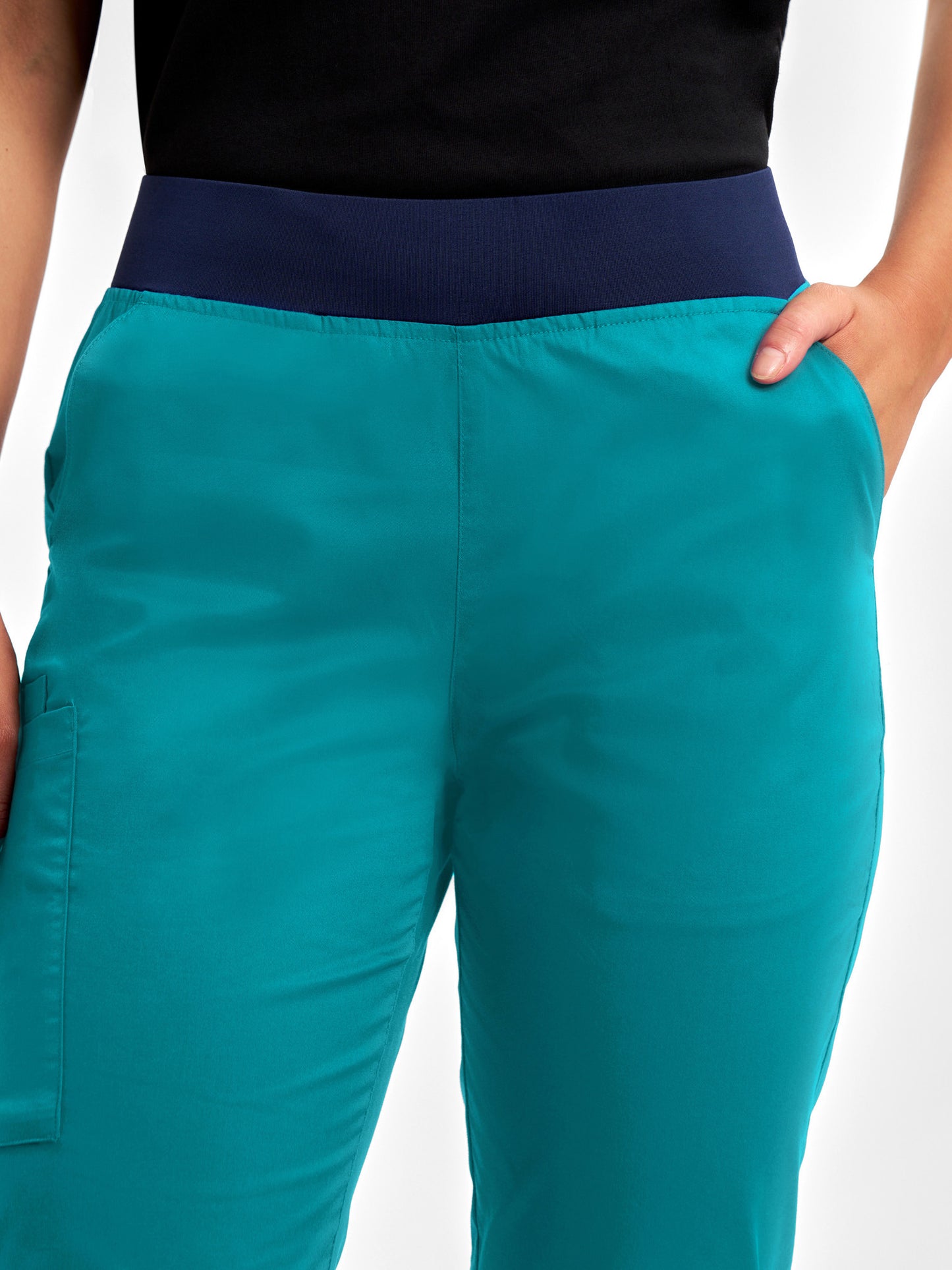 INAURA Riley Womens Straight Leg Scrub Pant CSP047LL