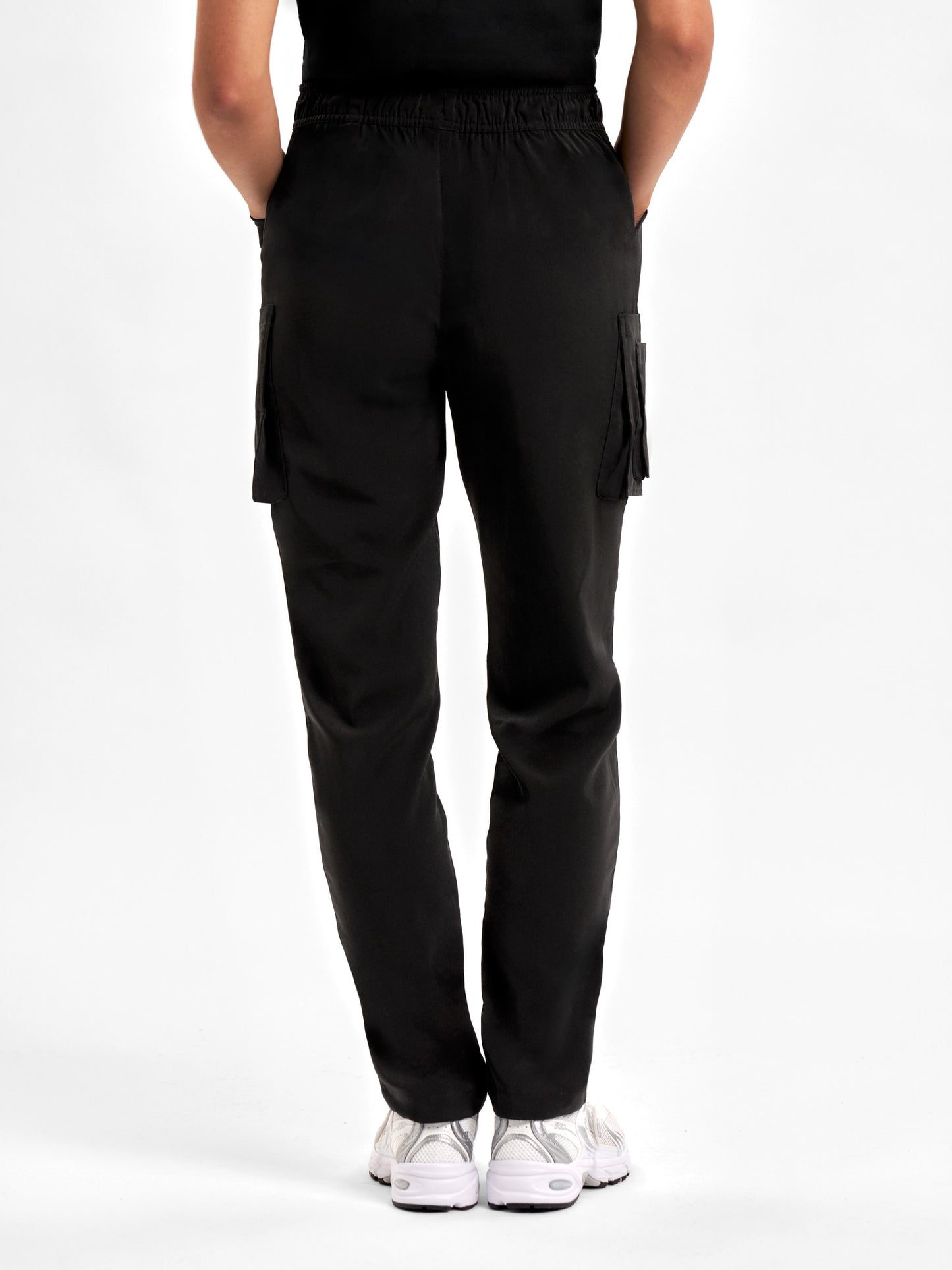 INAURA Avery Womens Slim Leg Scrub Pant CSP943LL