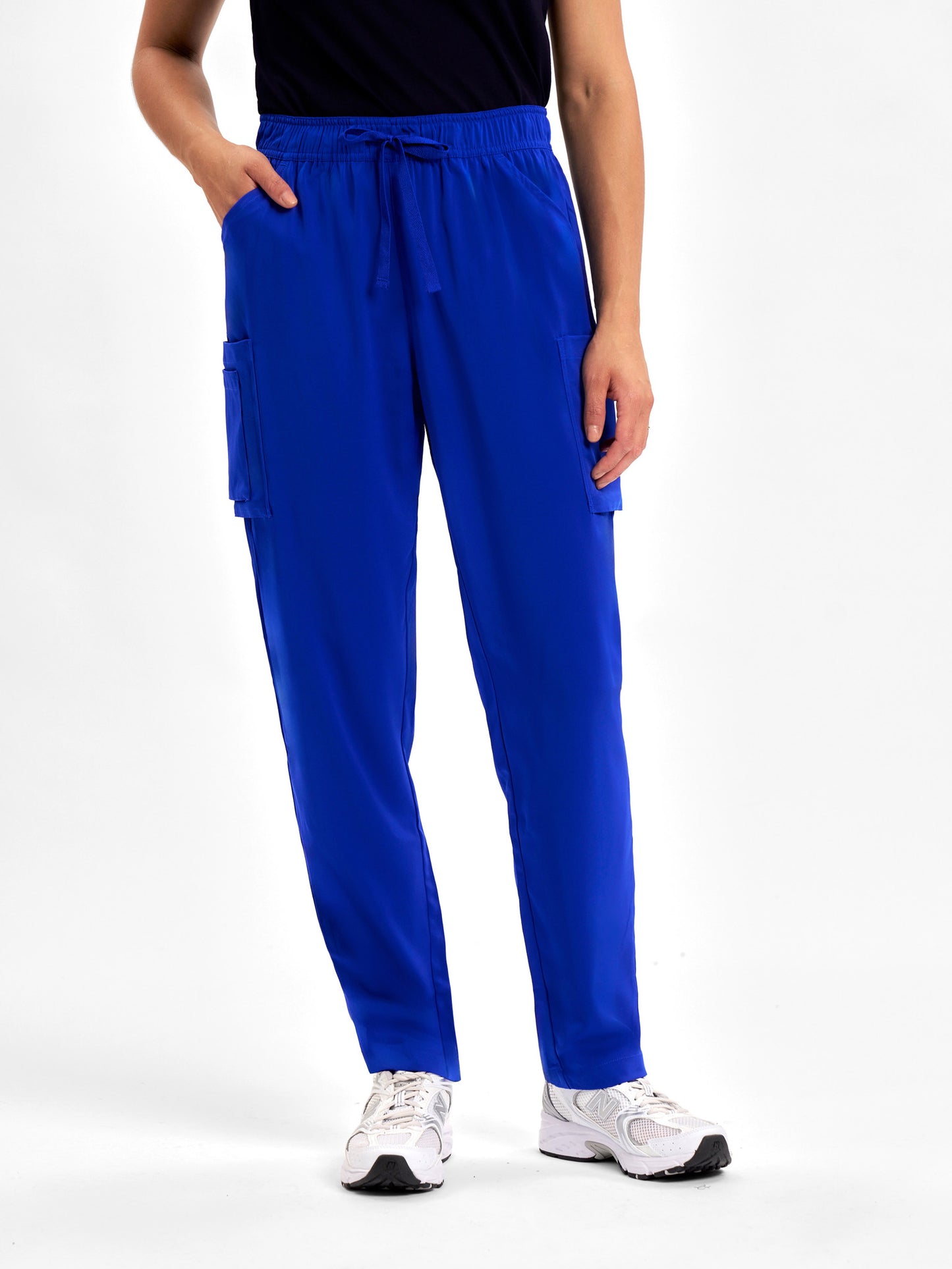 INAURA Avery Womens Slim Leg Scrub Pant CSP943LL