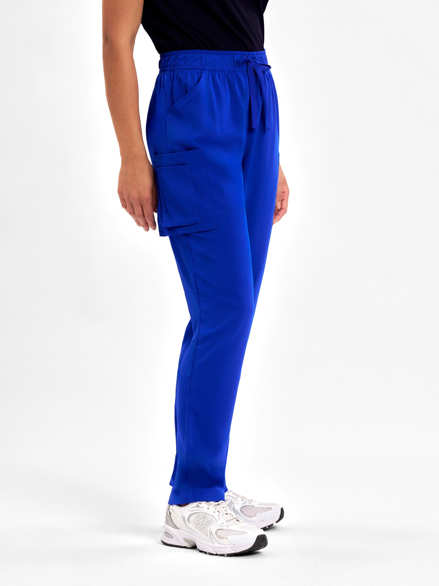 INAURA Avery Womens Slim Leg Scrub Pant CSP943LL