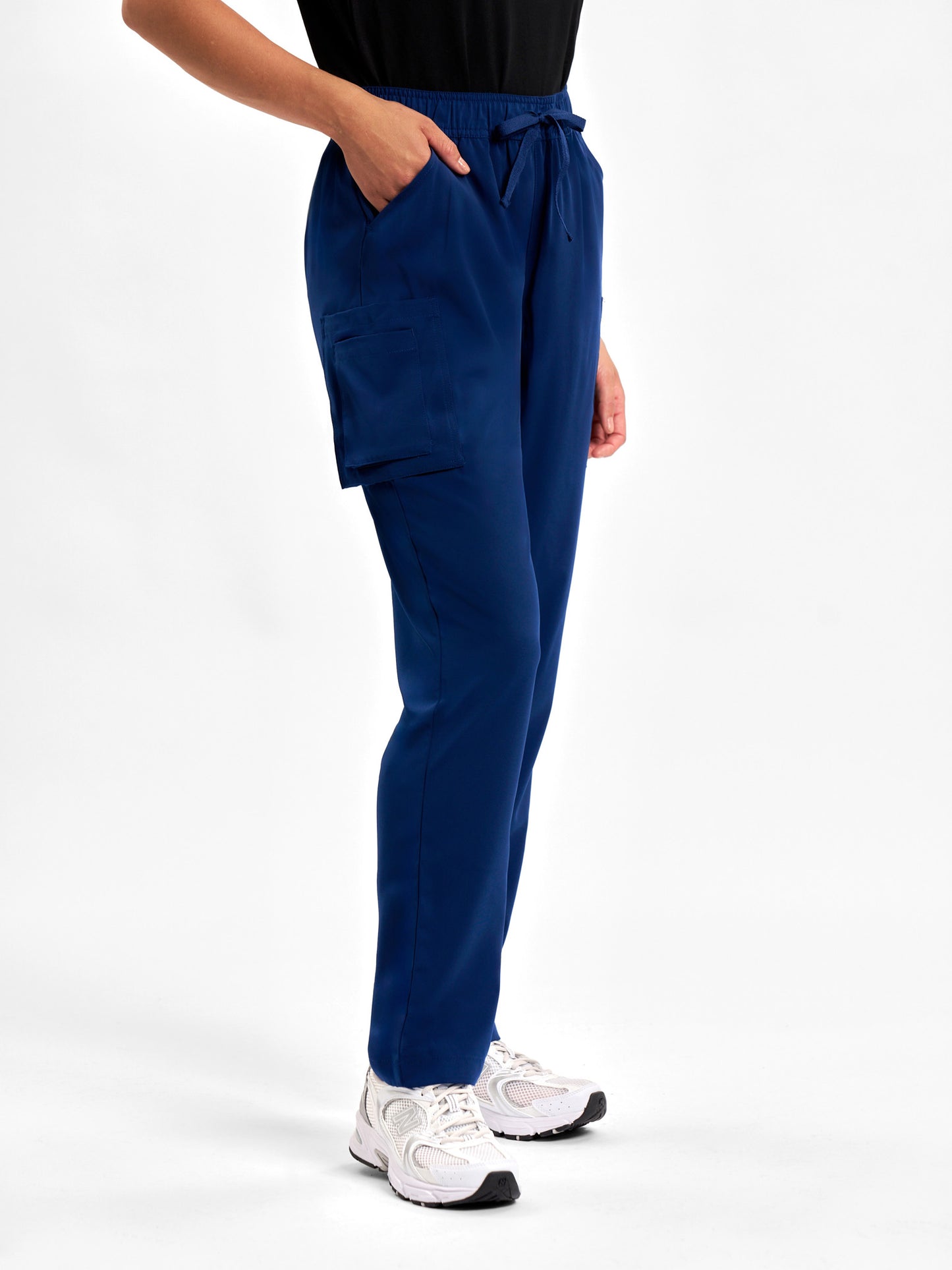 INAURA Avery Womens Slim Leg Scrub Pant CSP943LL
