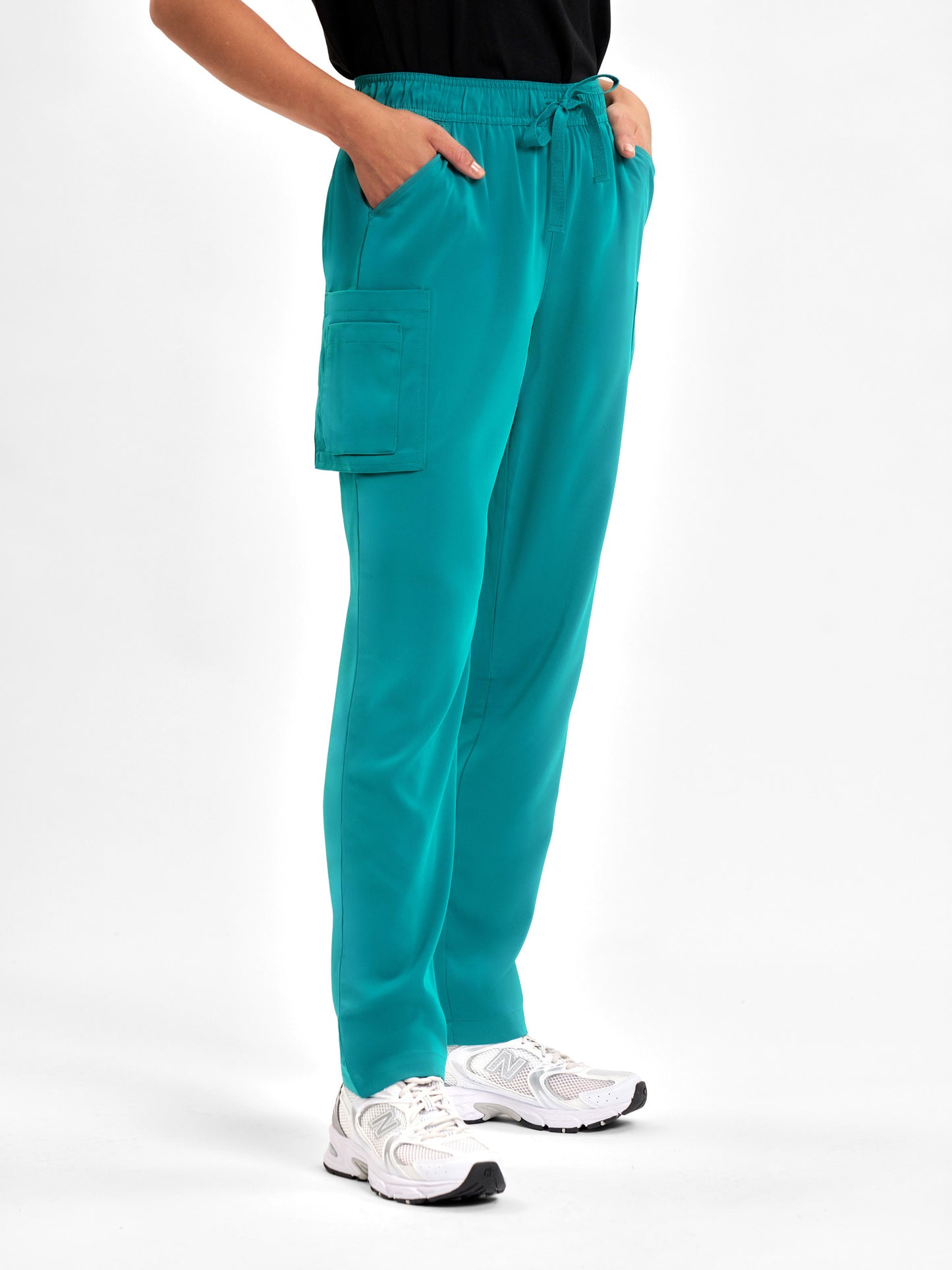 INAURA Avery Womens Slim Leg Scrub Pant CSP943LL