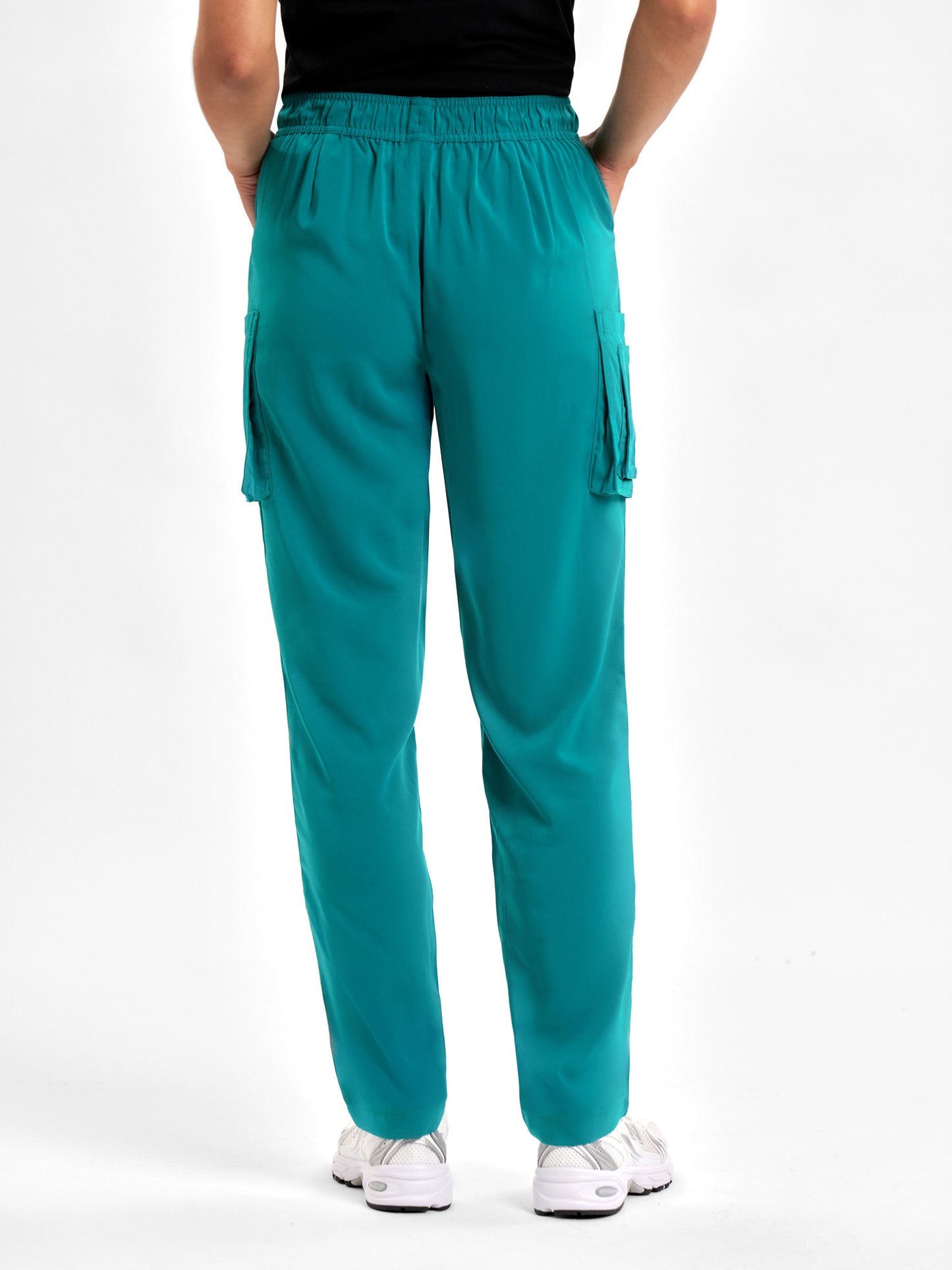 INAURA Avery Womens Slim Leg Scrub Pant CSP943LL