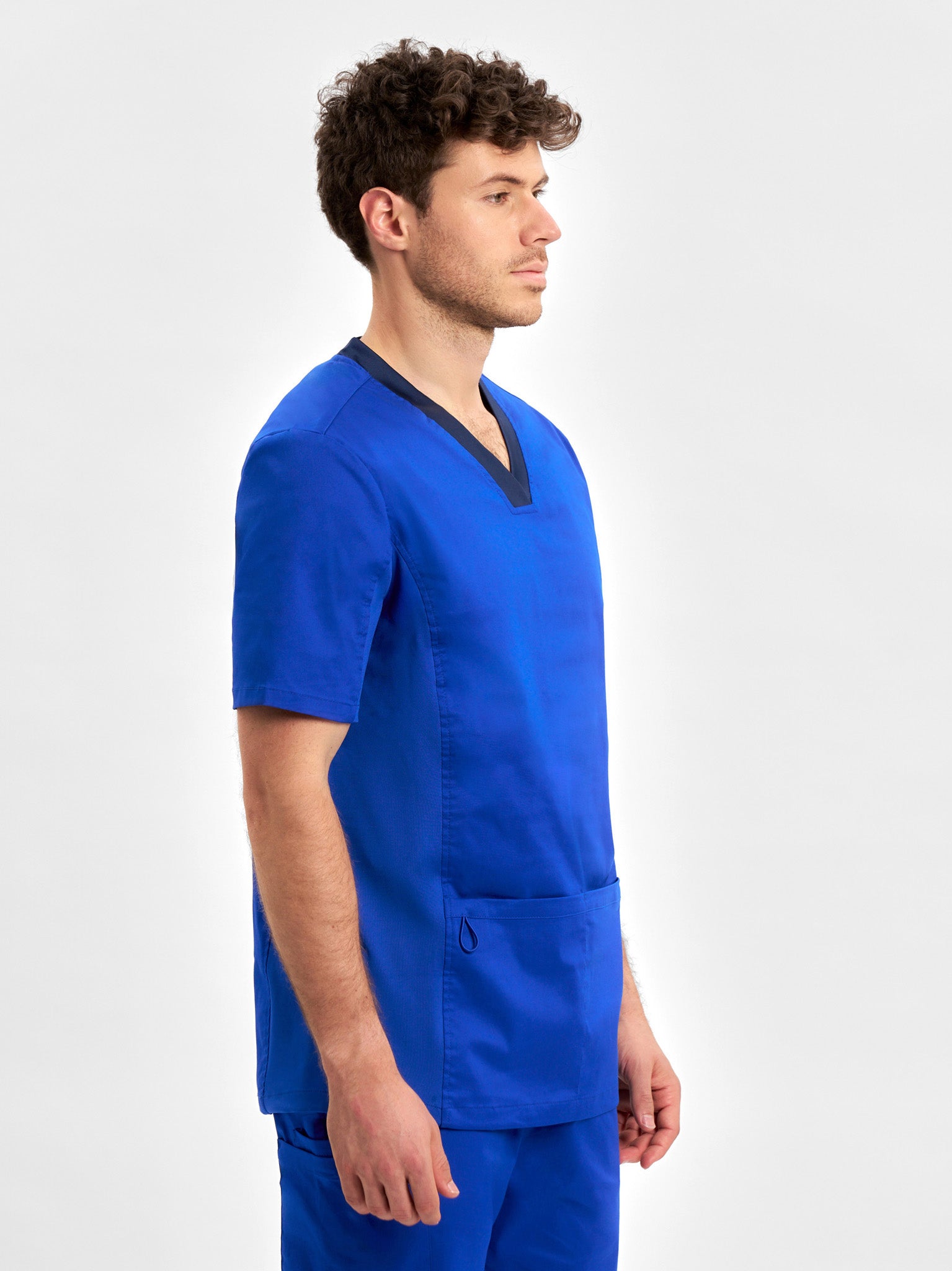 INAURA Riley Mens Stretch Scrub Top CST043MS