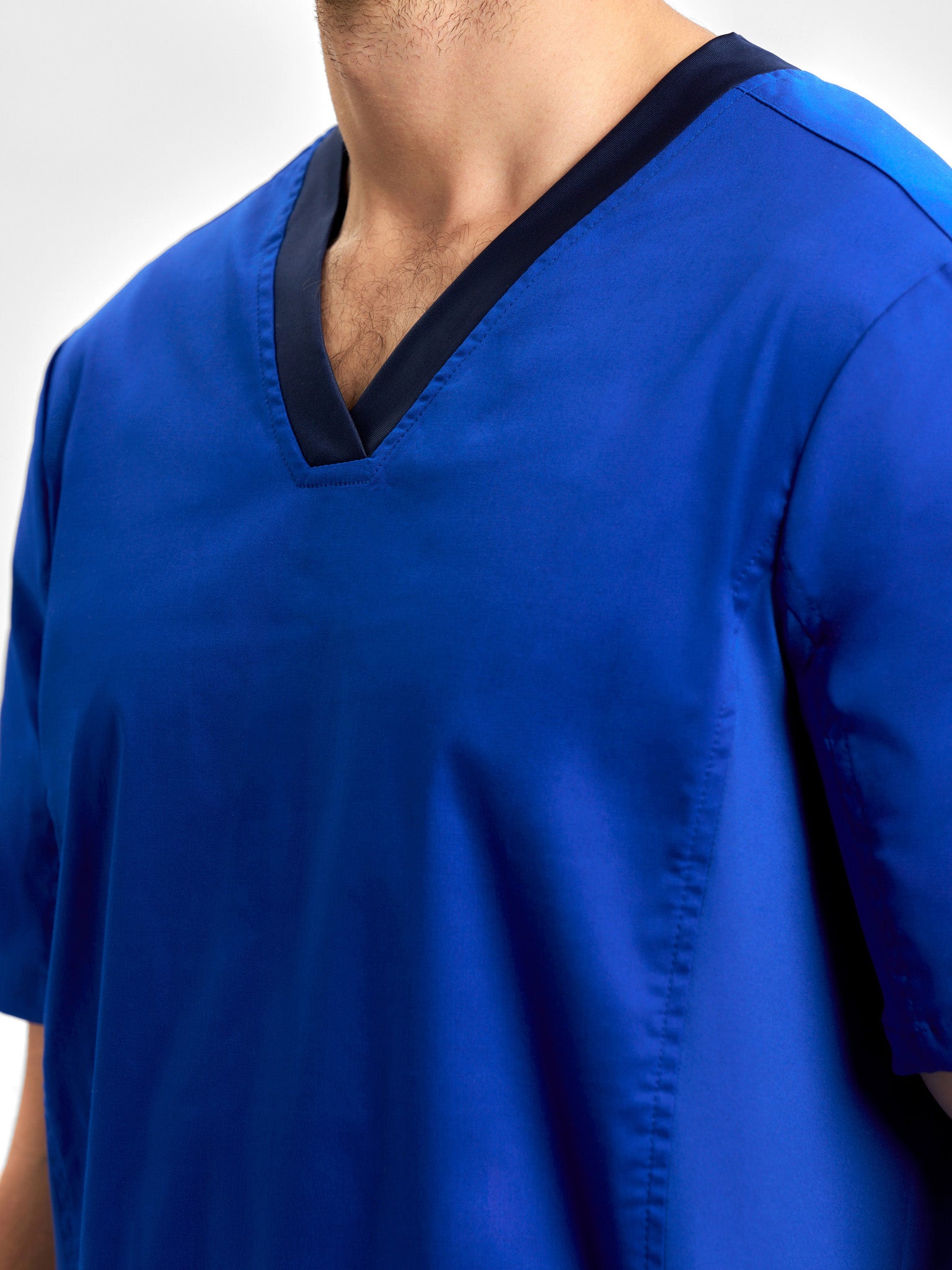 INAURA Riley Mens Stretch Scrub Top CST043MS