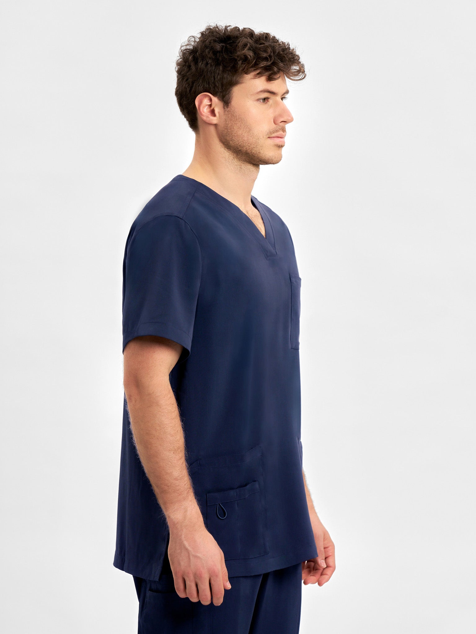 INAURA Avery Mens V-Neck Scrub Top CST945MS