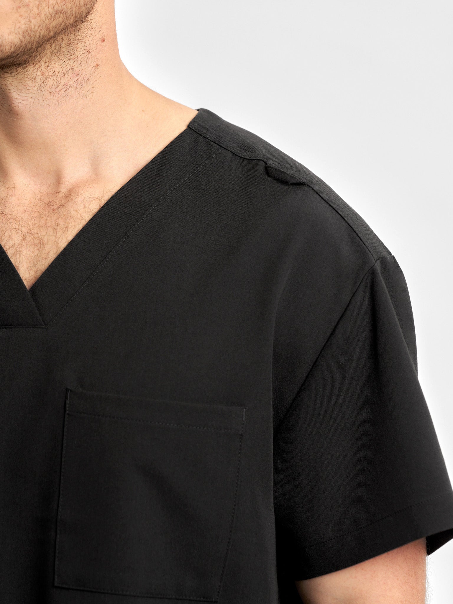 INAURA Pulse Unisex V-Neck Scrub Top CU544US