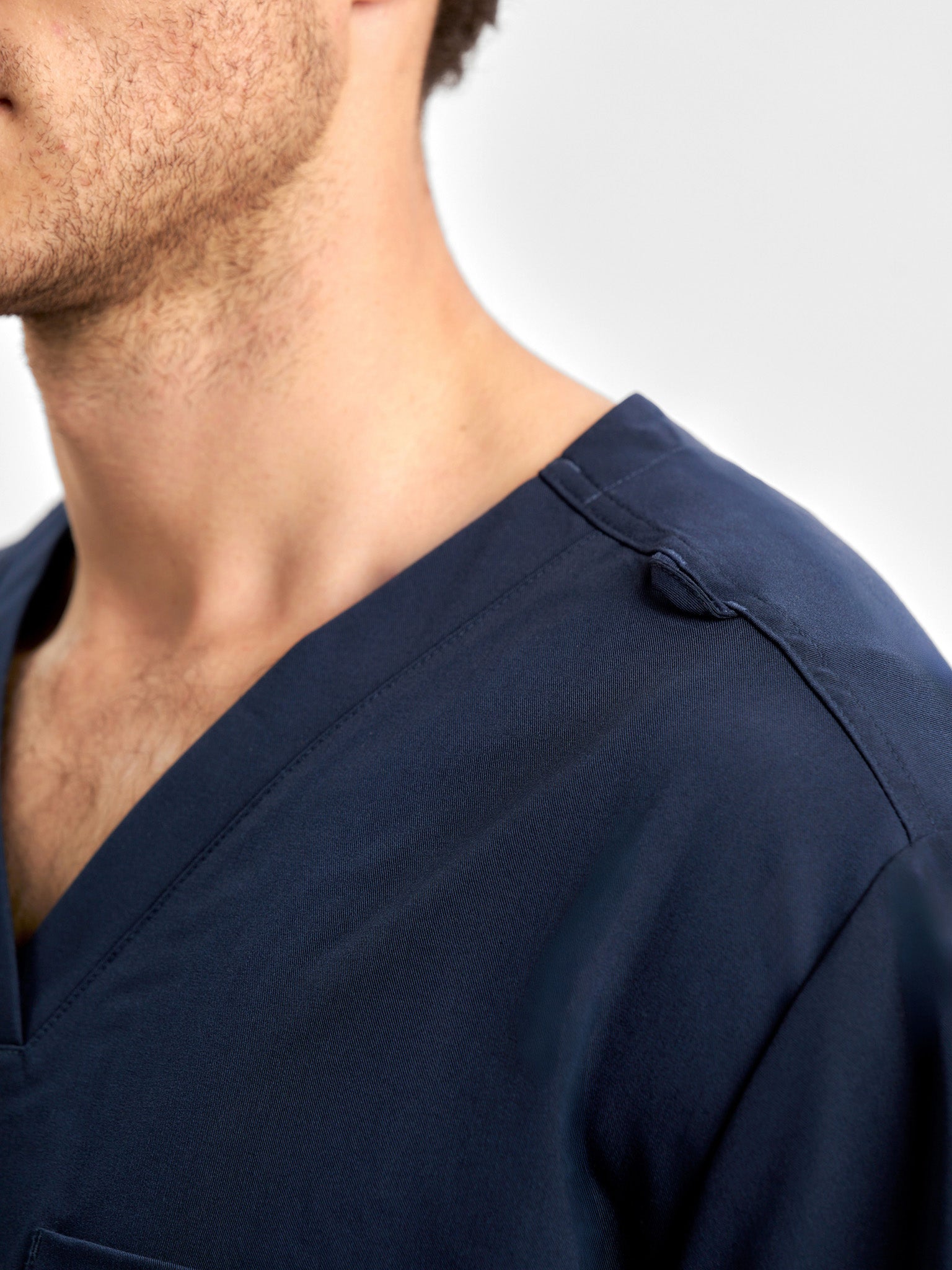 INAURA Pulse Unisex V-Neck Scrub Top CU544US