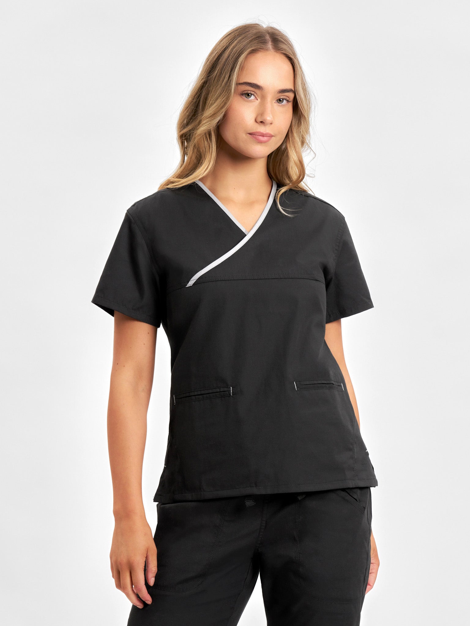 INAURA Classic Womens Contrast Scrub Top H10722
